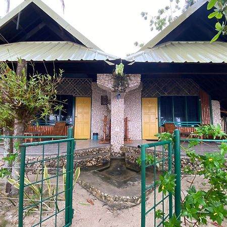 Ravenala Beach Bungalows Моалбоал Екстериор снимка