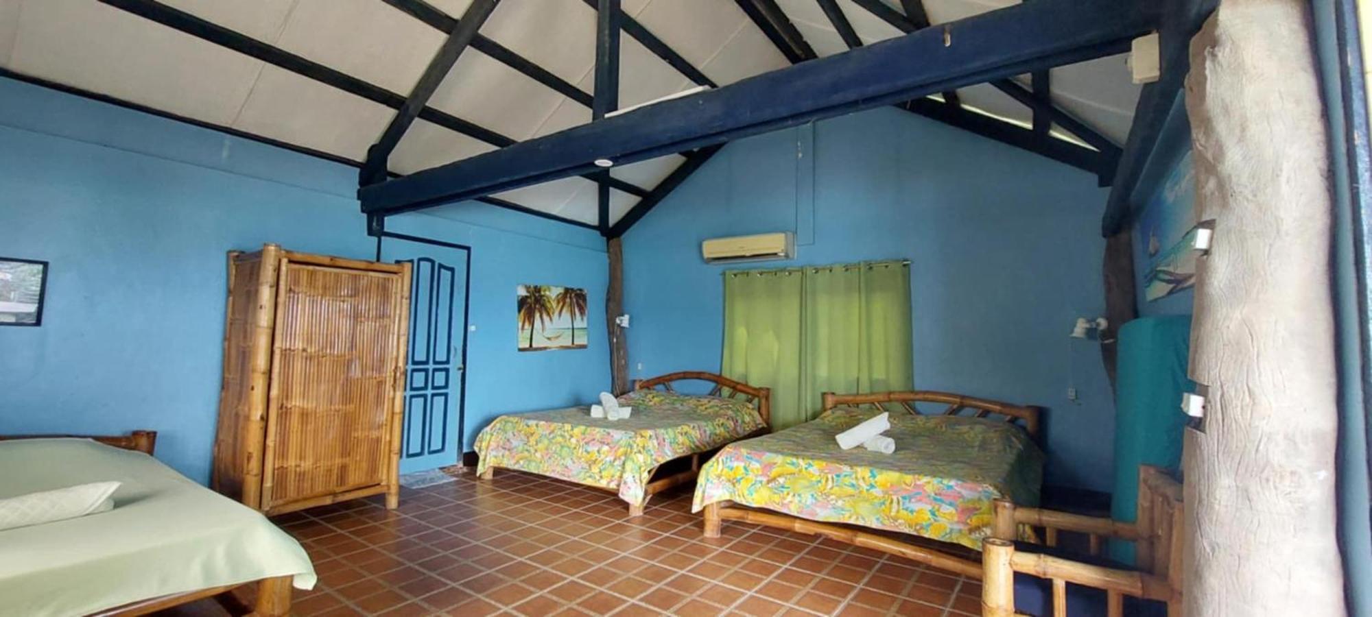 Ravenala Beach Bungalows Моалбоал Екстериор снимка