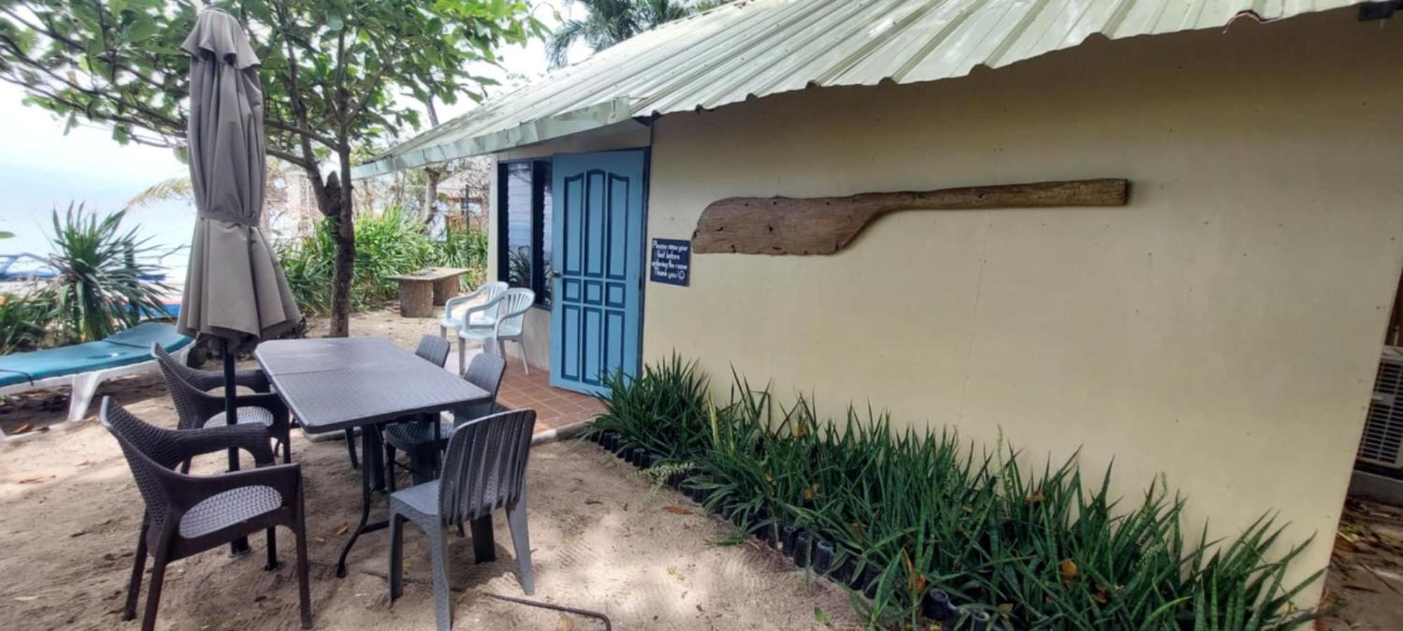Ravenala Beach Bungalows Моалбоал Екстериор снимка