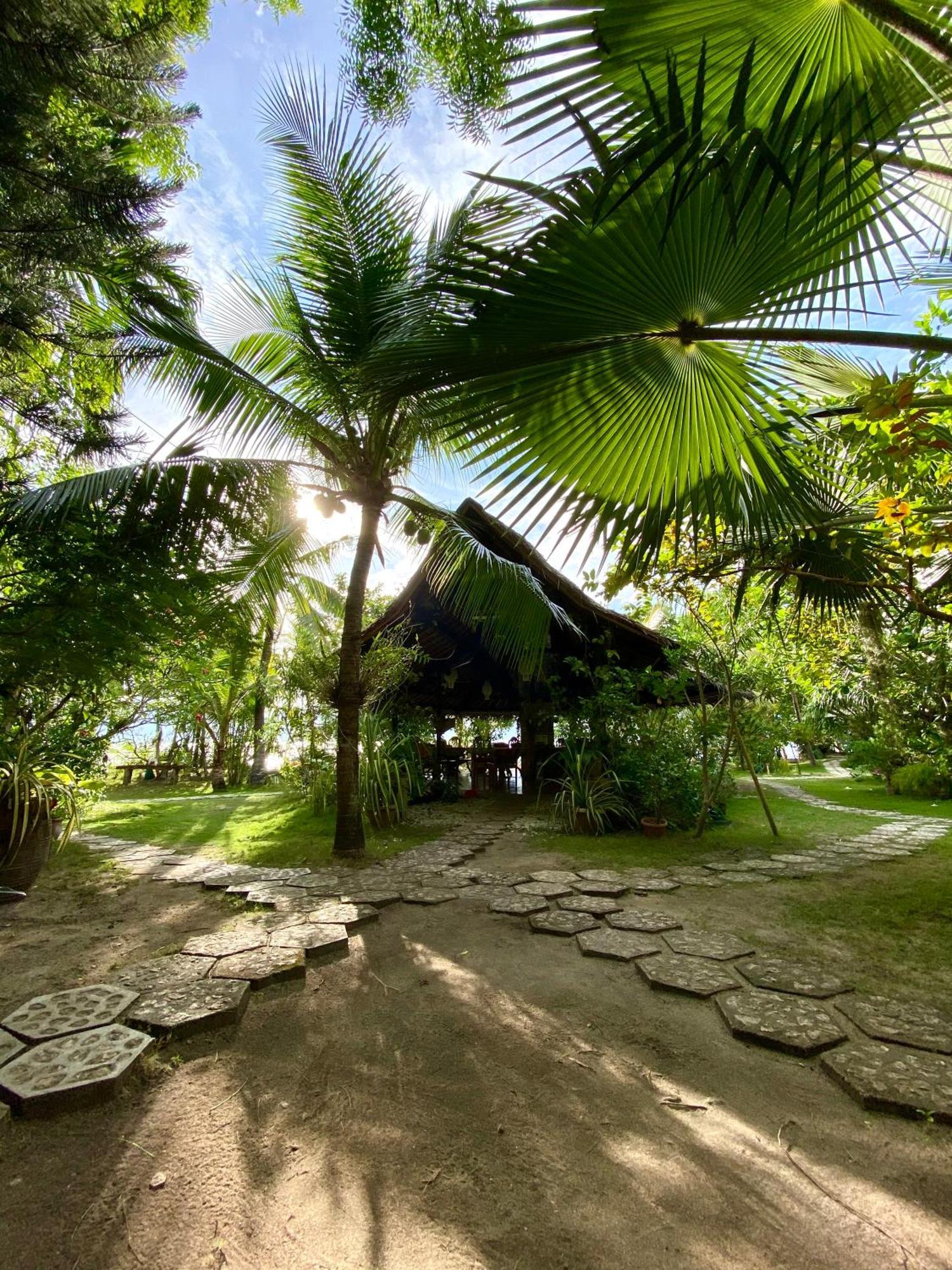 Ravenala Beach Bungalows Моалбоал Екстериор снимка