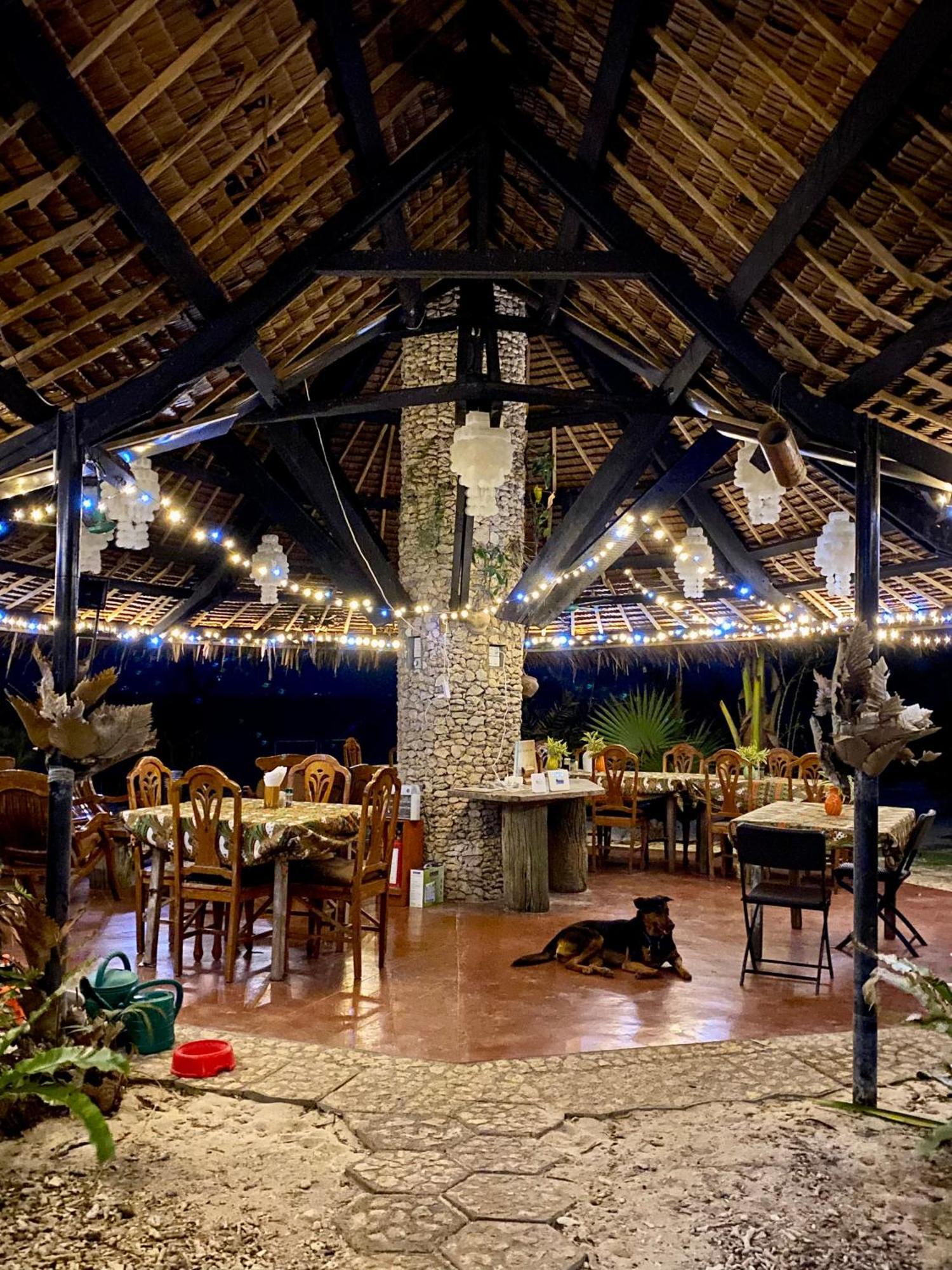 Ravenala Beach Bungalows Моалбоал Екстериор снимка