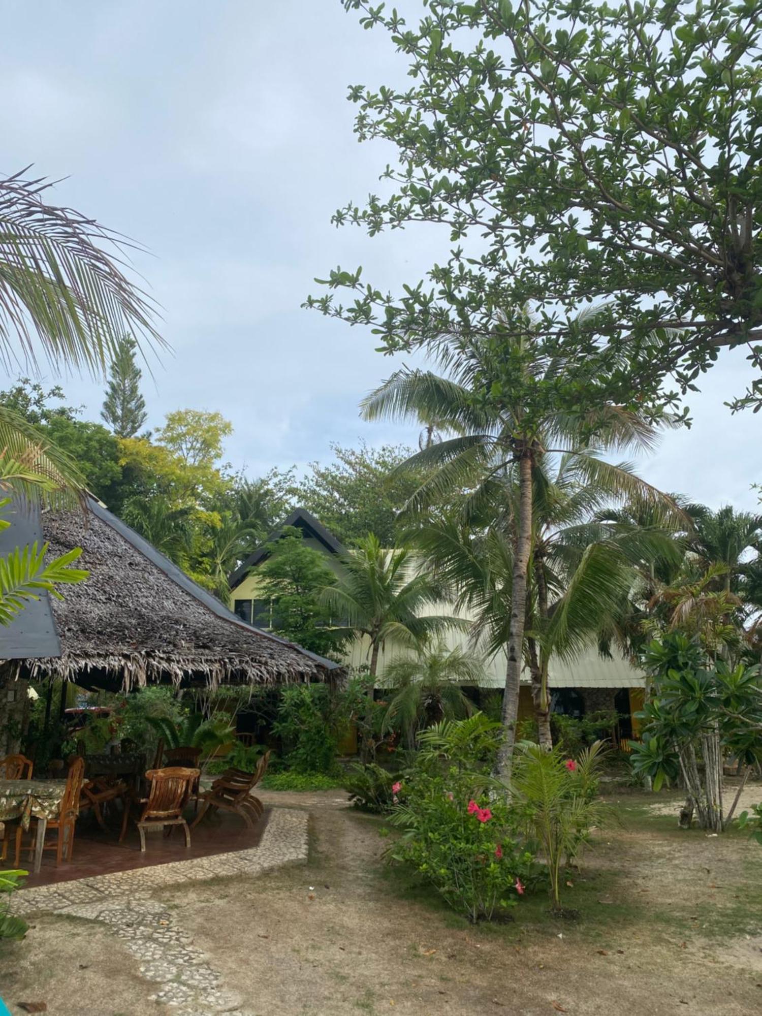 Ravenala Beach Bungalows Моалбоал Екстериор снимка