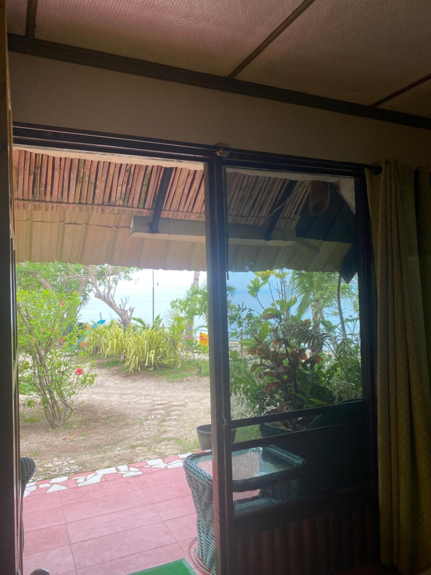 Ravenala Beach Bungalows Моалбоал Екстериор снимка