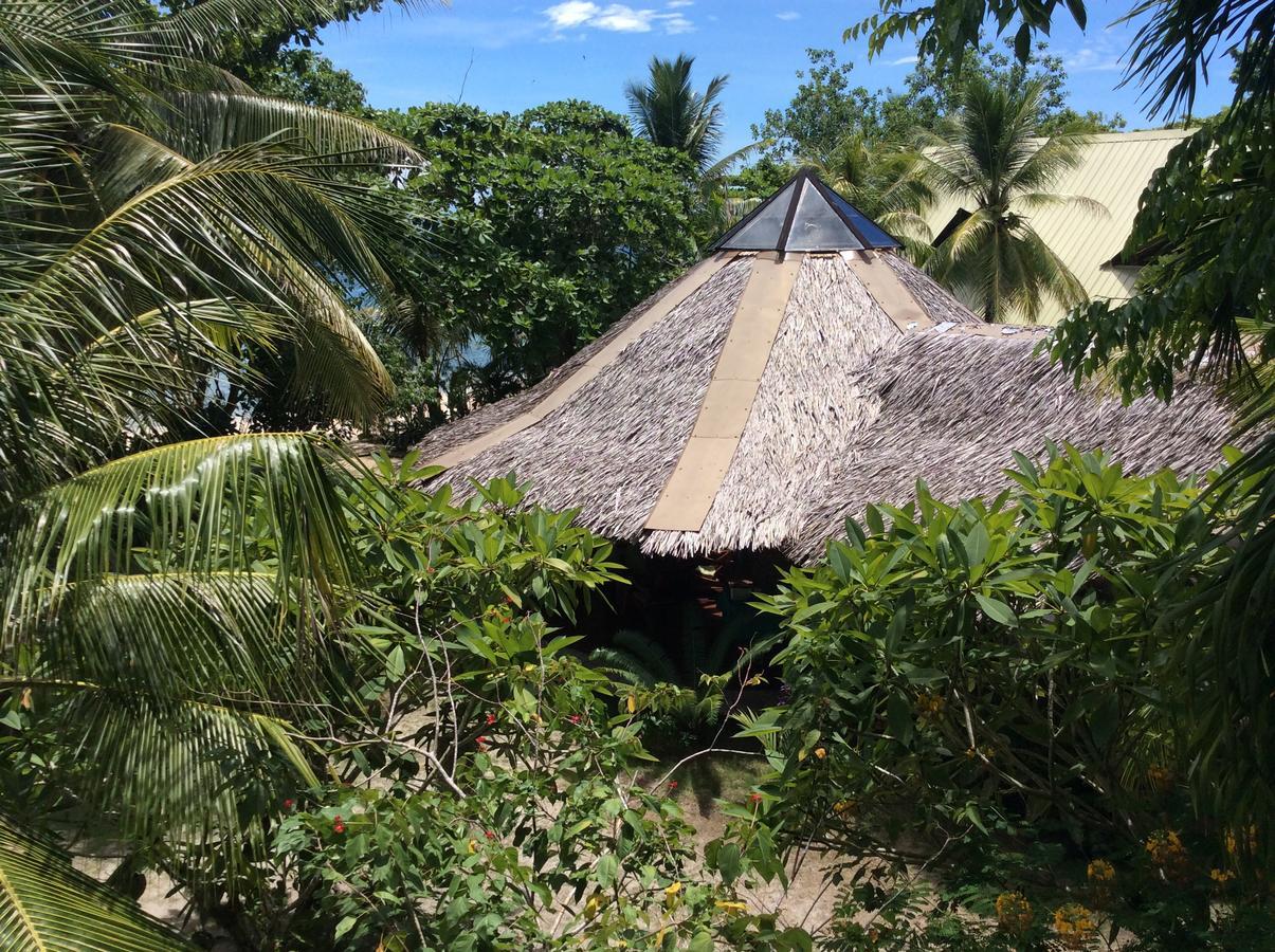 Ravenala Beach Bungalows Моалбоал Екстериор снимка